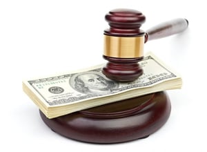gavel-money-bills-law-legal-litigation-finance-620x456